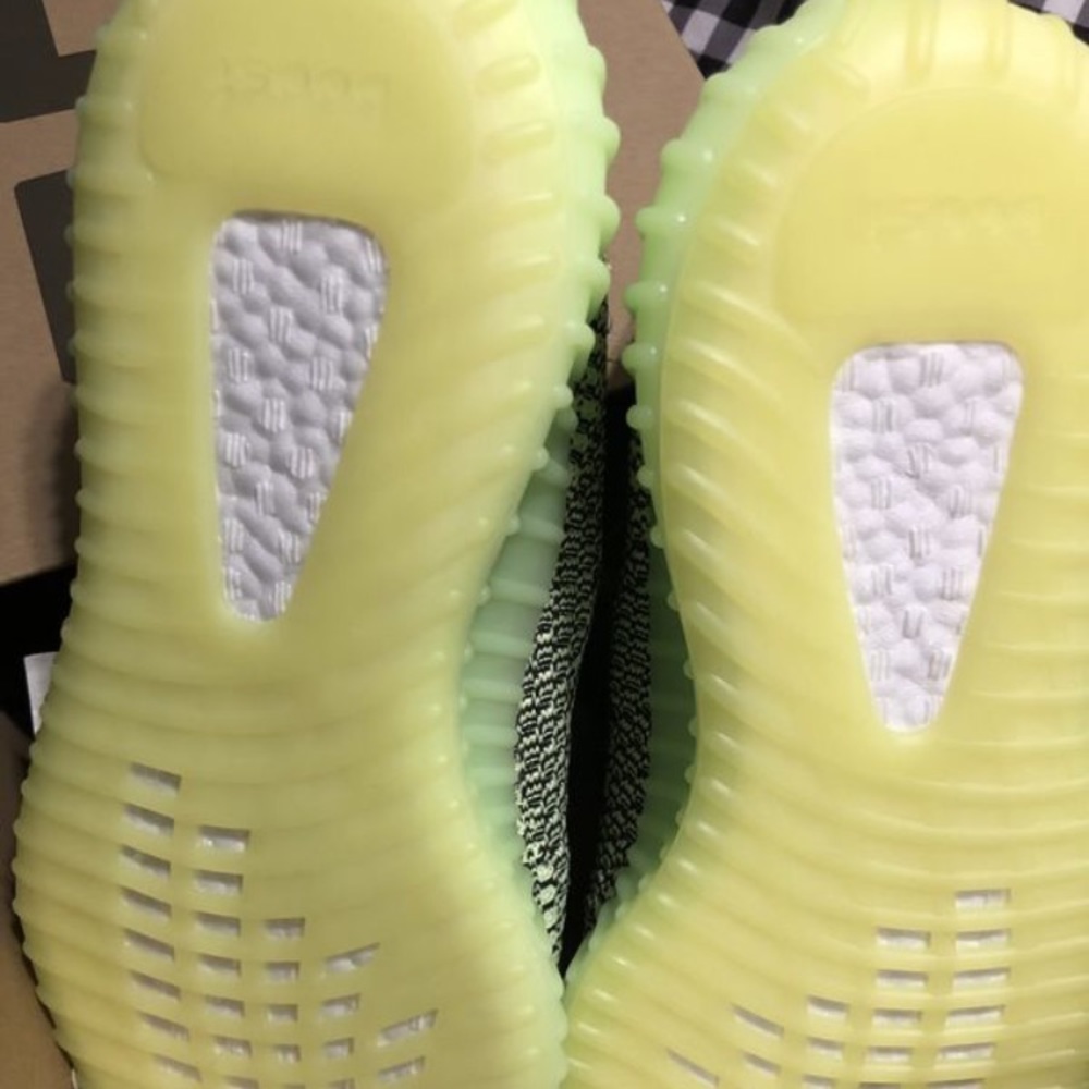 Yeezy adidas Yeezy Boost 350 V2 Yeezreel - Picture 1 of 6